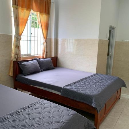 Bed and Breakfast Nha Nghi Ty Hoa Nam Du Esterno foto